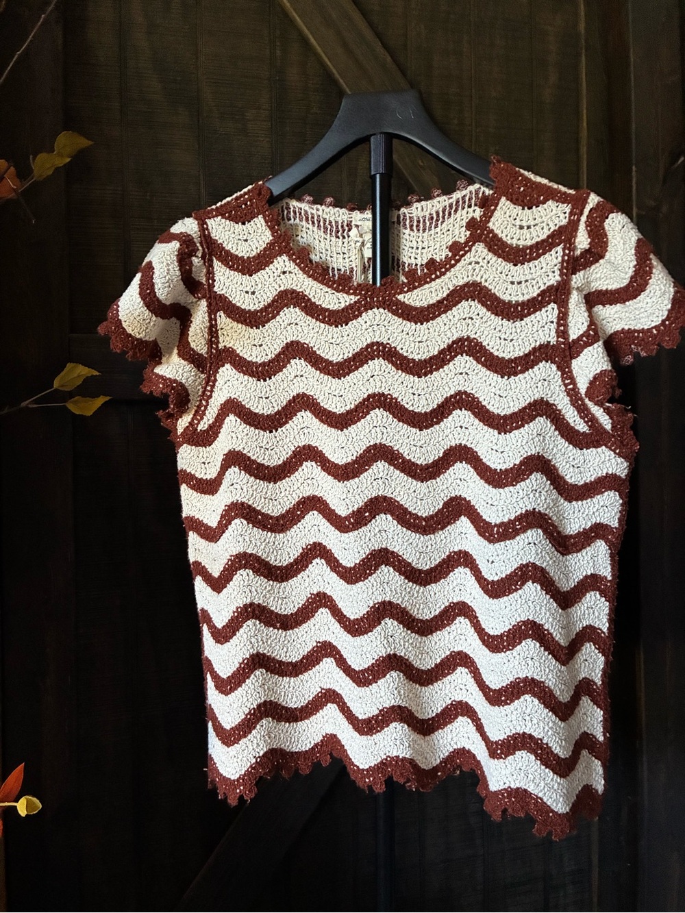 Ultra Pink Brown & Cream Wavy Crochet Short Sleeve Top